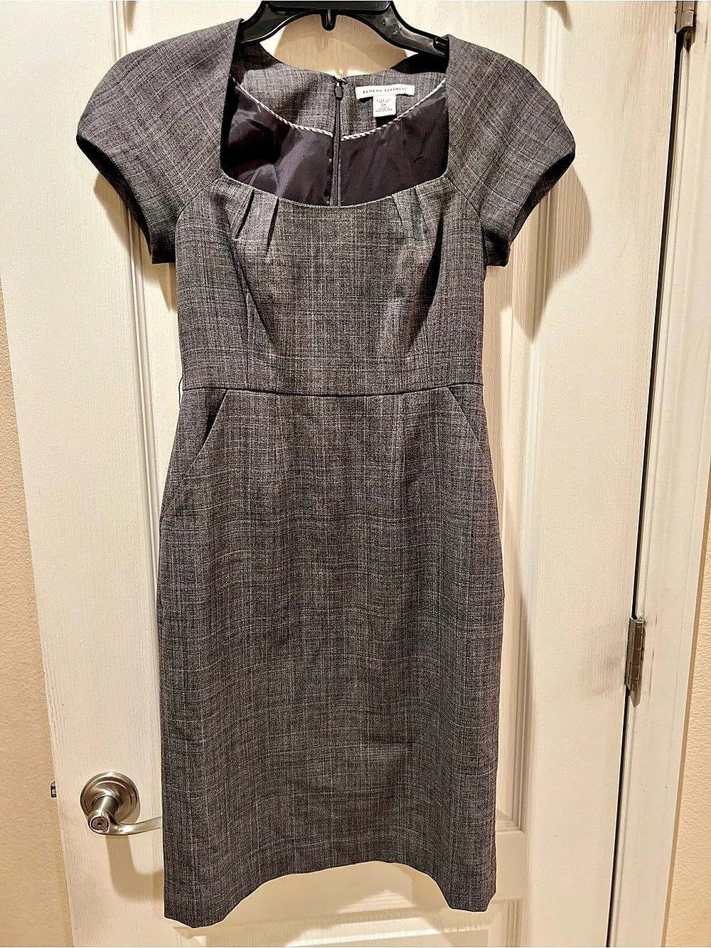 Banana Republic Plaid Wool Blend Midi Dress in Gray Size 0 Petite